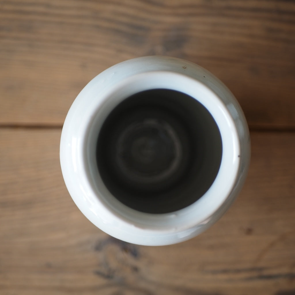 池本窯 池本惣一 白磁壺(ほんのりグレー)