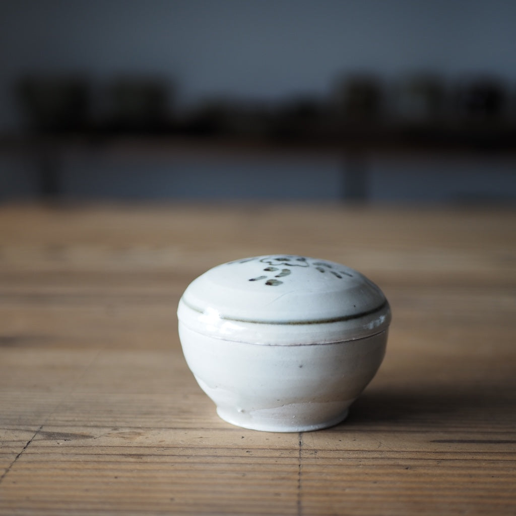 池本窯 池本惣一 蓋物 (染付)