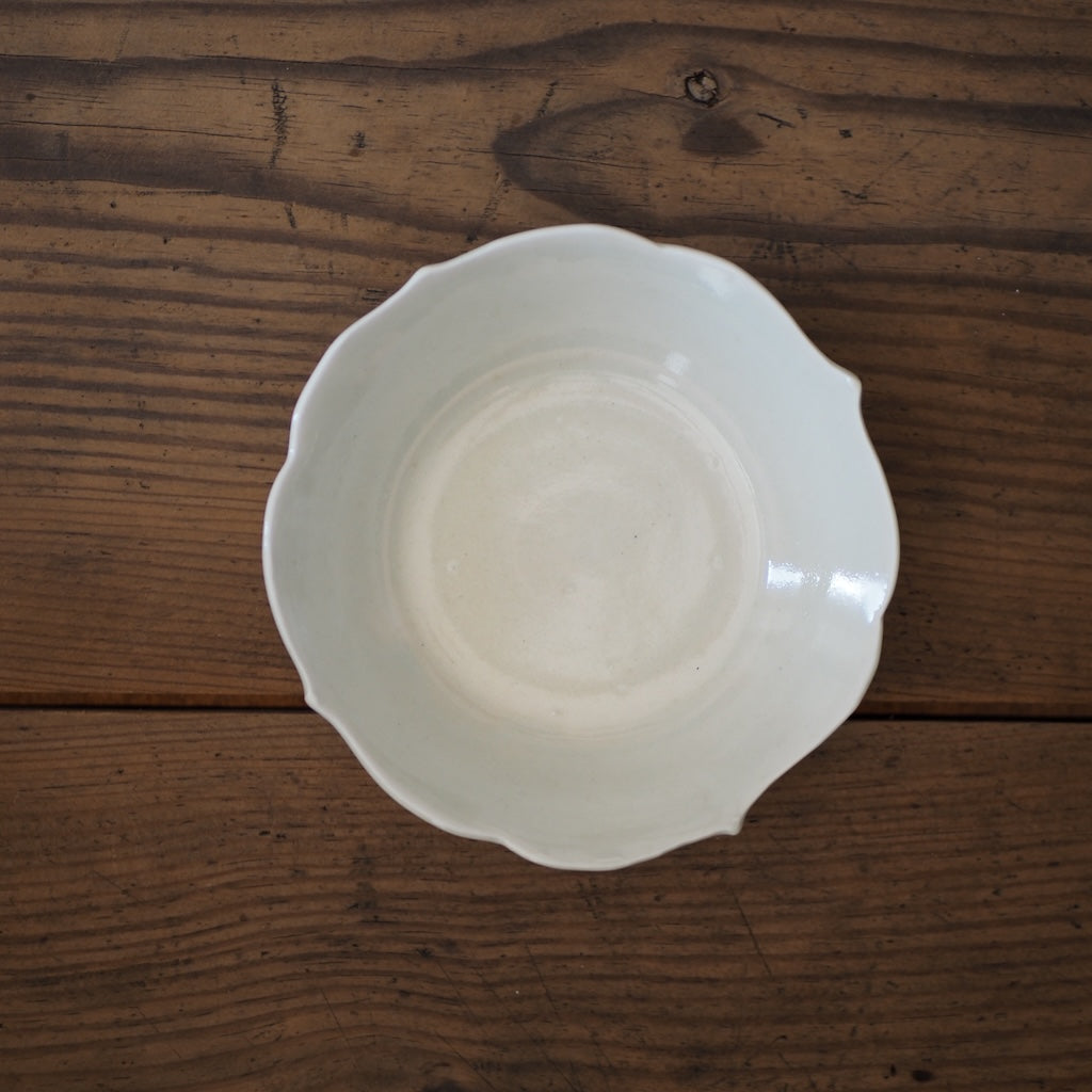 池本窯　池本惣一　4寸輪花皿（クリーム）