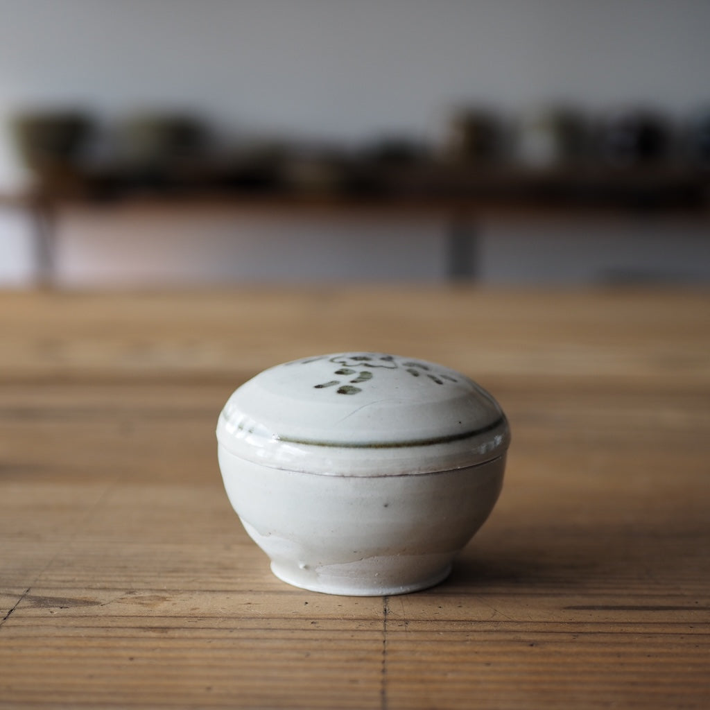池本窯　池本惣一　蓋物 （染付）