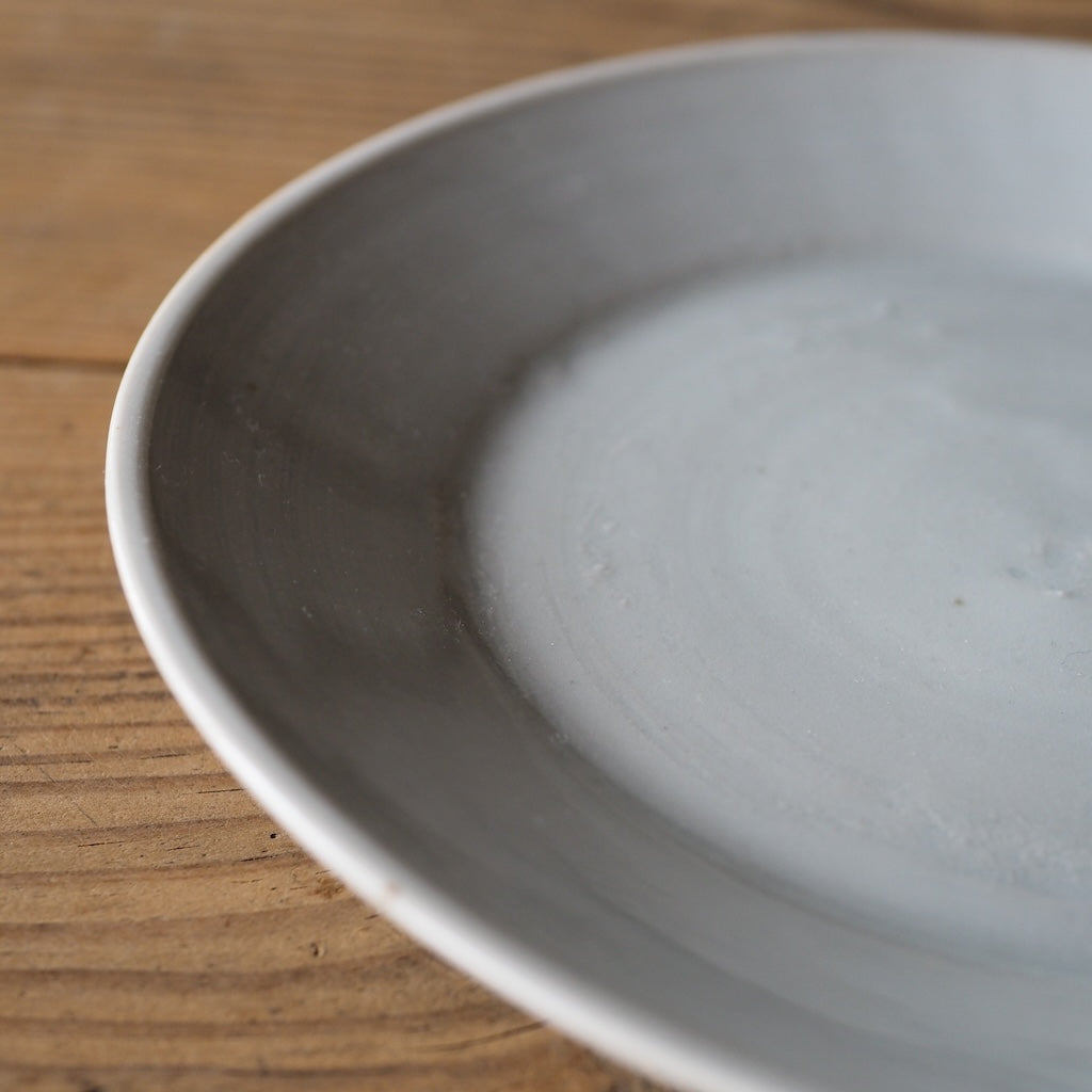 池本窯　池本惣一　5寸皿（ほんのりグレー）