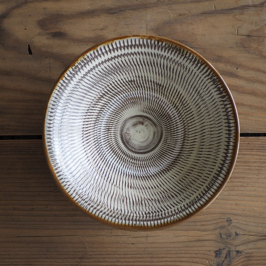 小鹿田焼　黒木昌伸窯　７寸深皿　白　飛び鉋