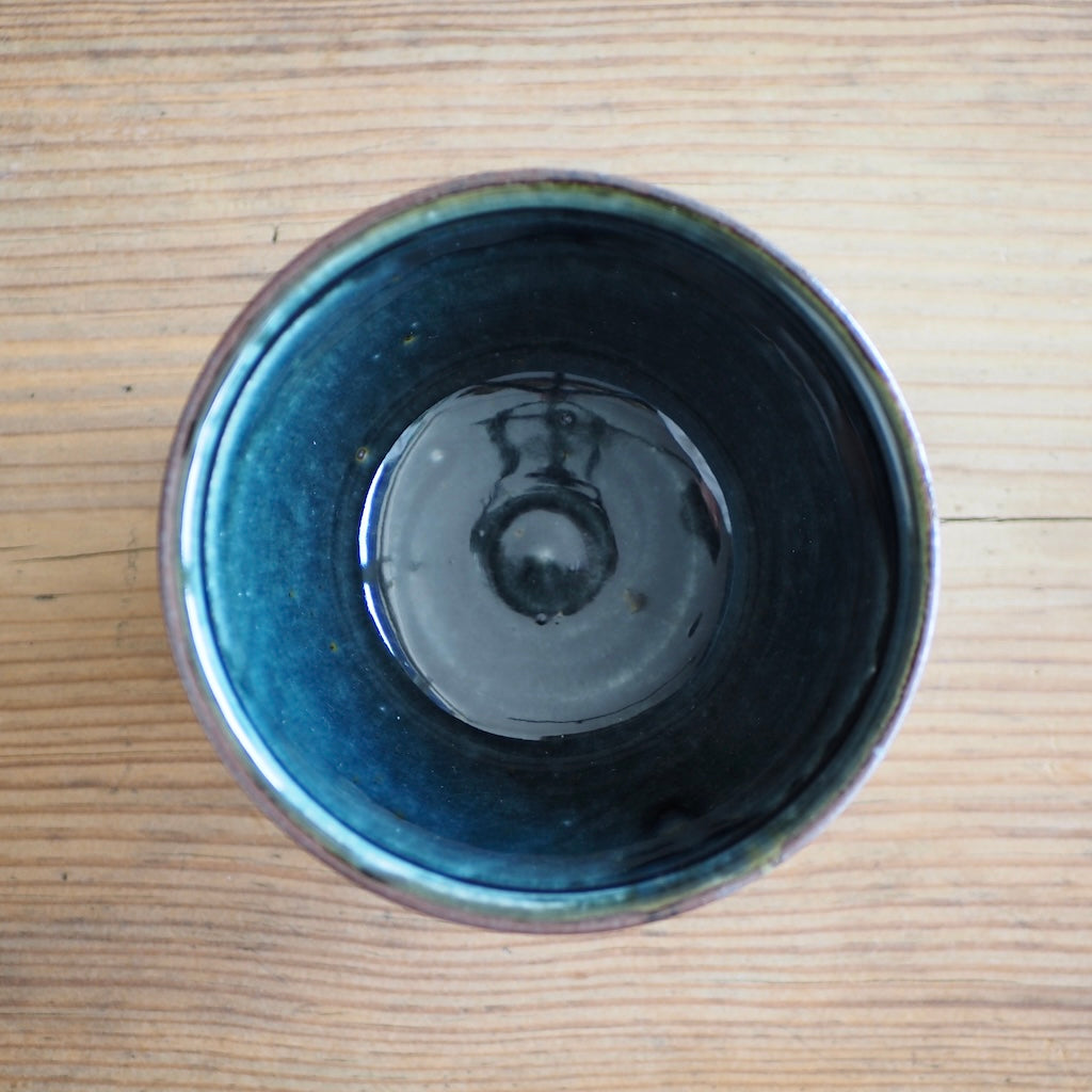 かじや窯　米原暁雄　切立4寸鉢（呉須コーミング）