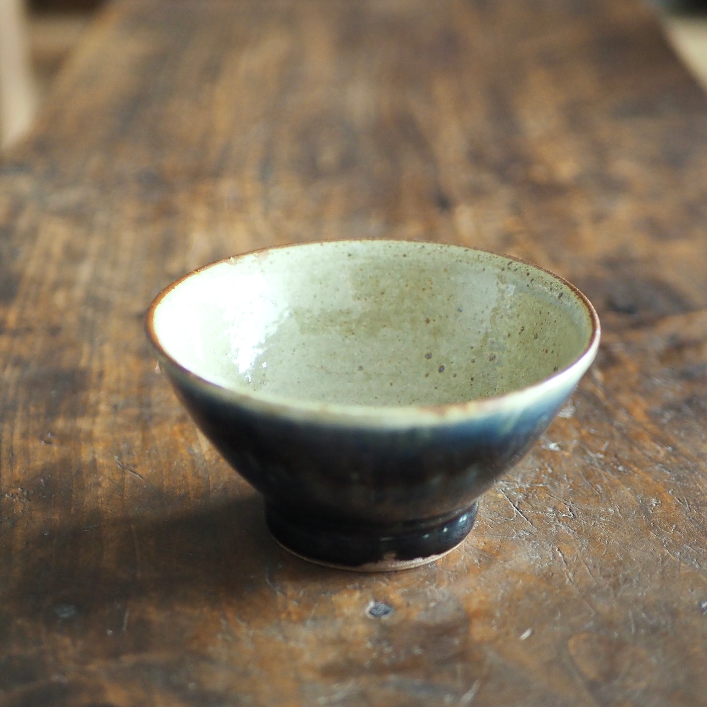 かじや窯　米原暁雄　碗飯小（呉須コーミング）