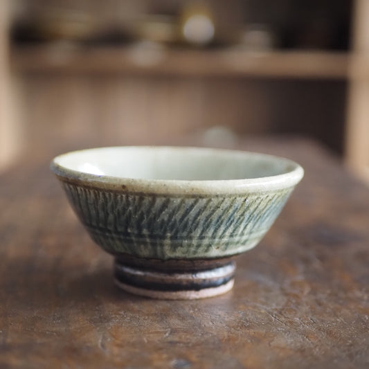中ノ畑窯　佐藤央巳・友美　ご飯茶碗（呉須飛び鉋）