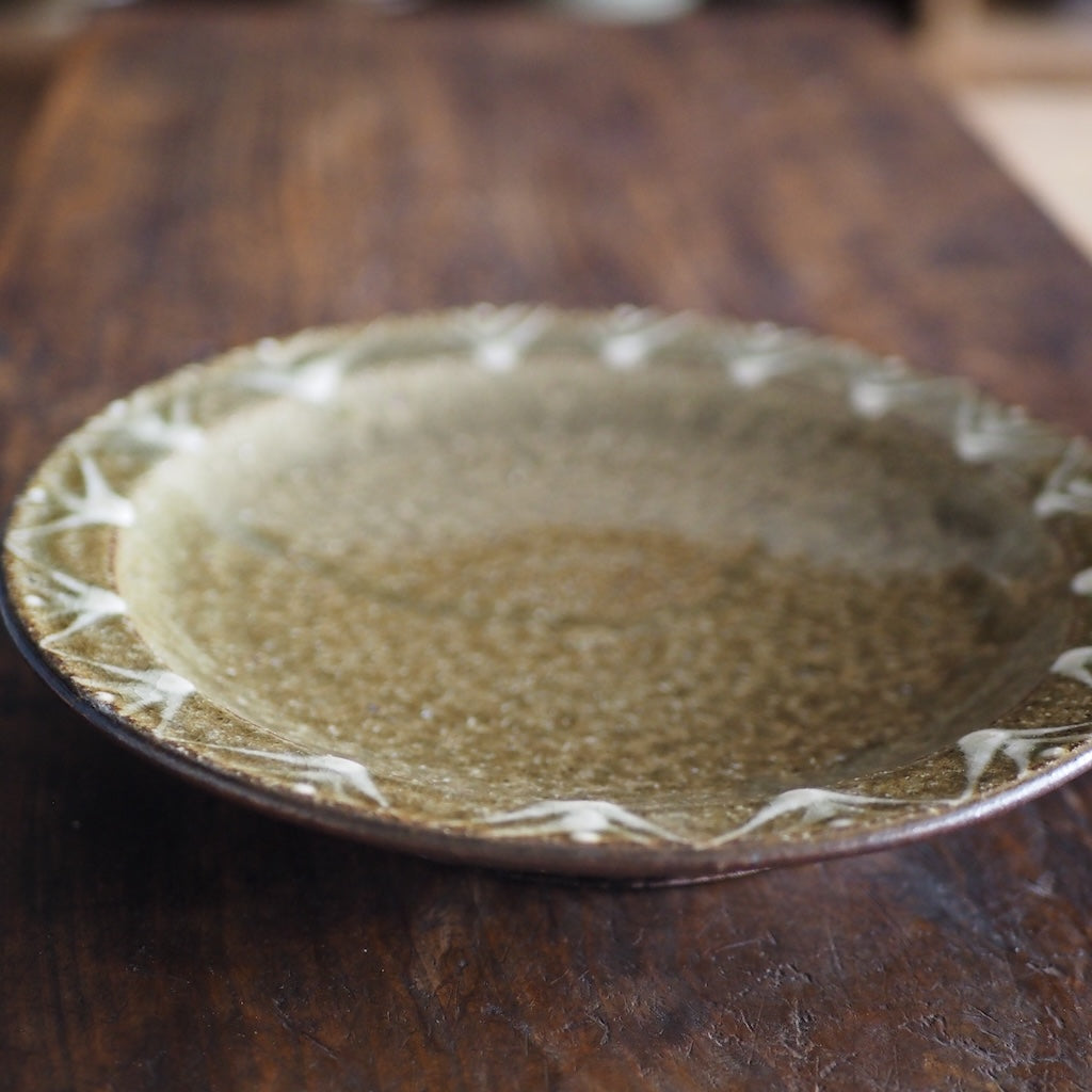 中ノ畑窯　佐藤央巳・友美　7寸皿 （イッチン・蛇の目なし）