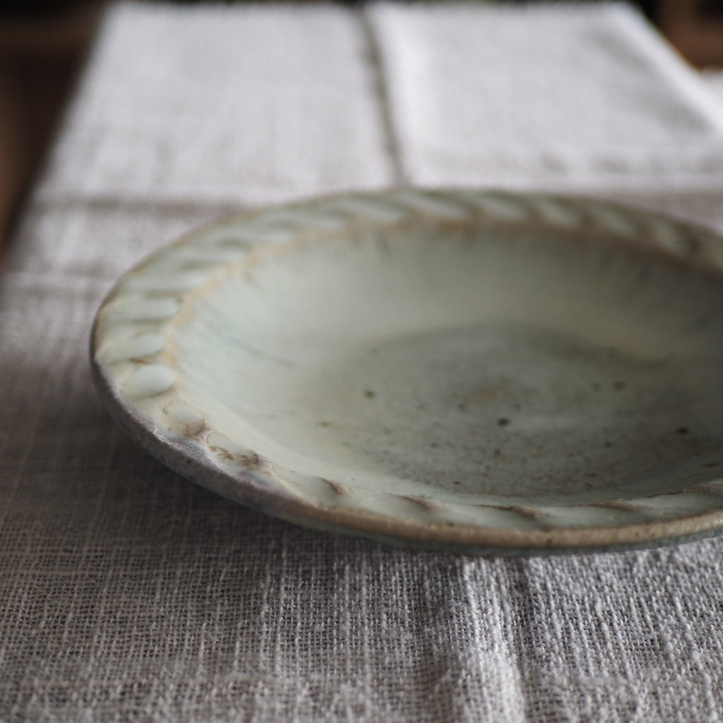 中ノ畑窯　佐藤央巳・友美　7寸皿 （糠釉）