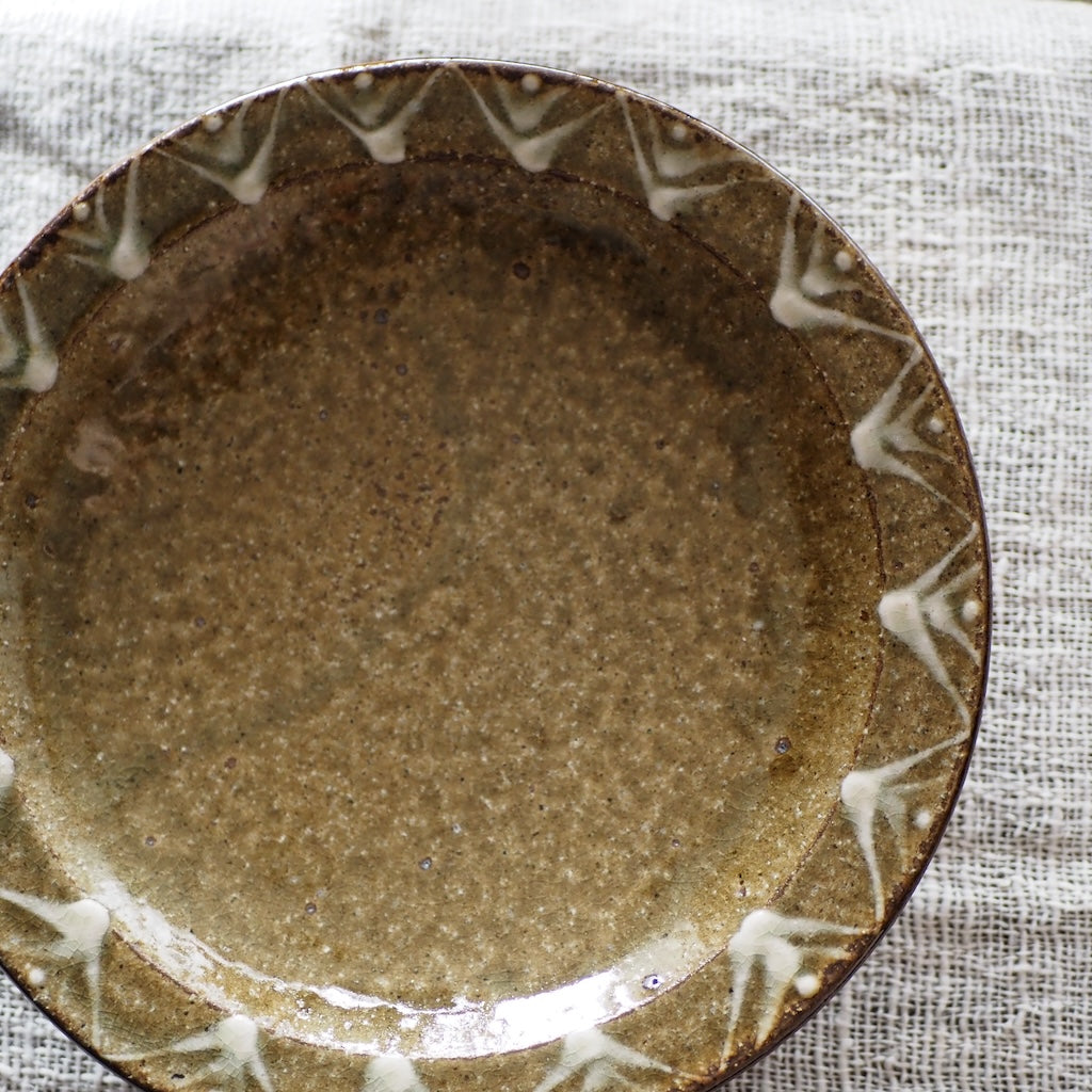 中ノ畑窯　佐藤央巳・友美　7寸皿 （イッチン・蛇の目なし）