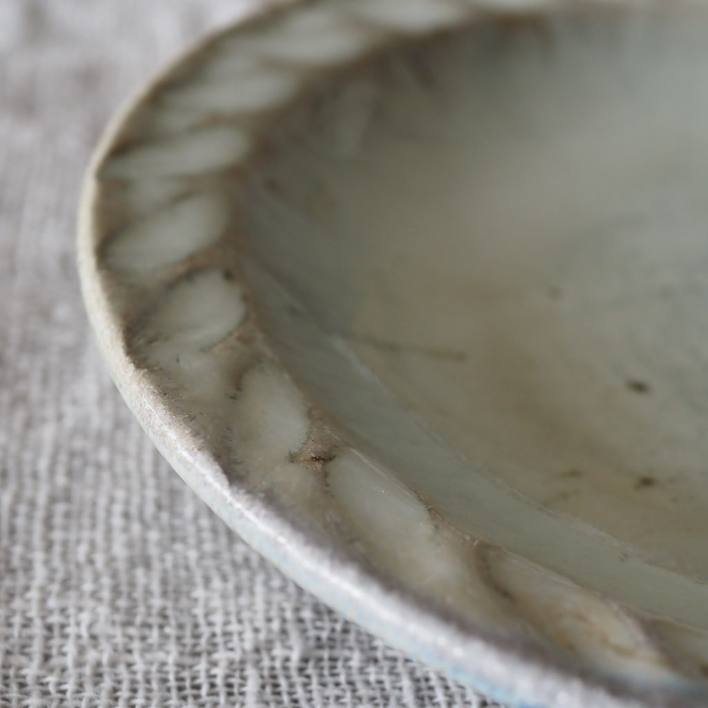 中ノ畑窯　佐藤央巳・友美　7寸皿 （糠釉）