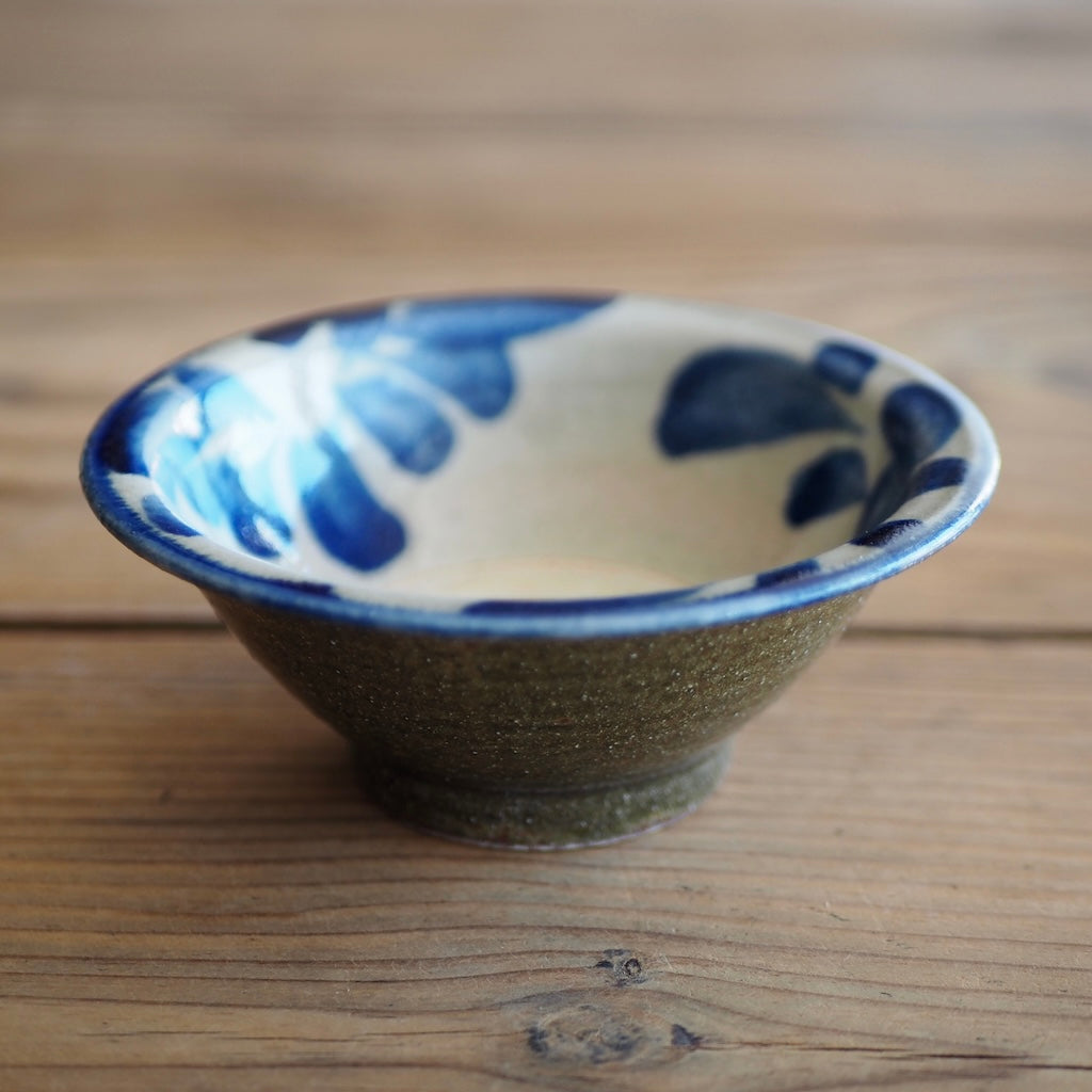 百草陶房　伊良部あゆ　４寸ワンブー　（唐草/コバルト）