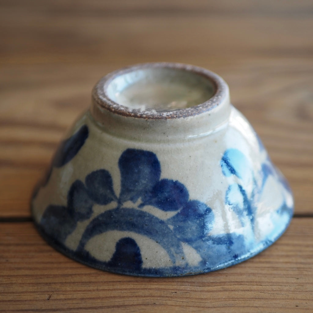 百草陶房　伊良部あゆ　４寸マカイ（唐草/コバルト）