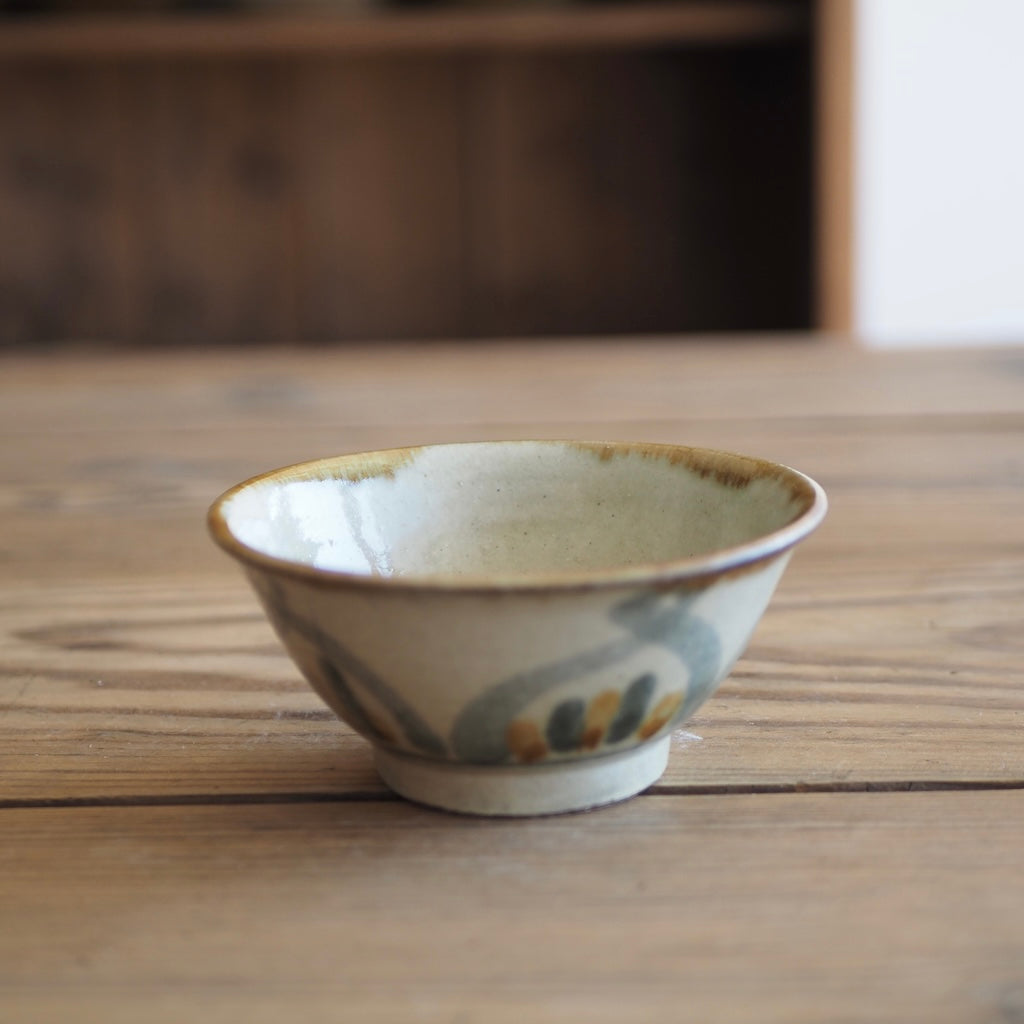 百草陶房　伊良部あゆ　４寸マカイ（古典/草呉須・飴）