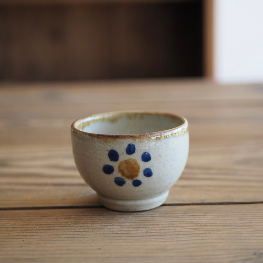 百草陶房　伊良部あゆ　丸湯呑（梅紋/コバルト・飴）