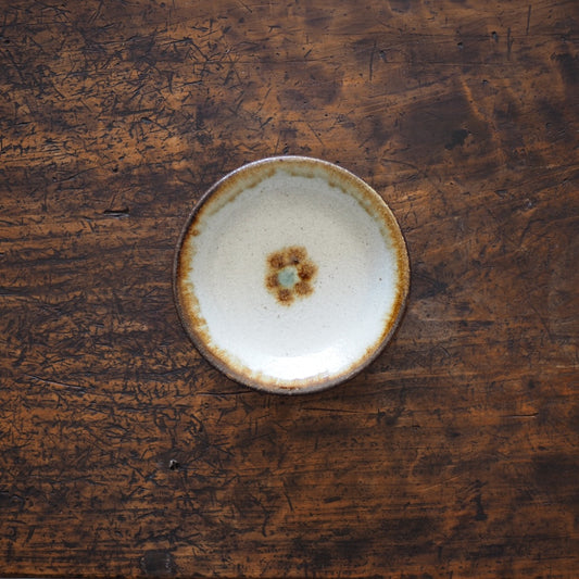 榮一工房　宮國榮一　4寸皿・蛇の目なし（梅紋）