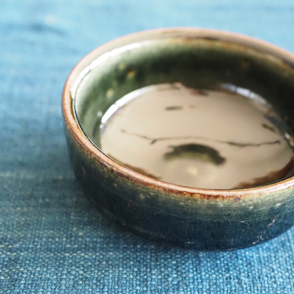 かじや窯　米原暁雄　平小鉢（呉須）