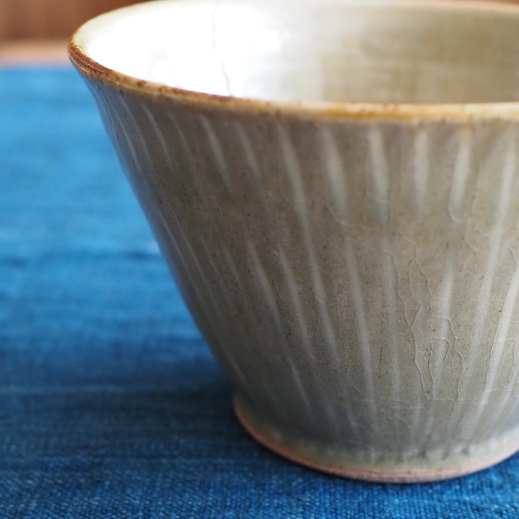 まゆみ窯　眞弓亮司　透明釉象嵌切立鉢（大）